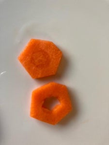 Cutting the Carrot Pieces