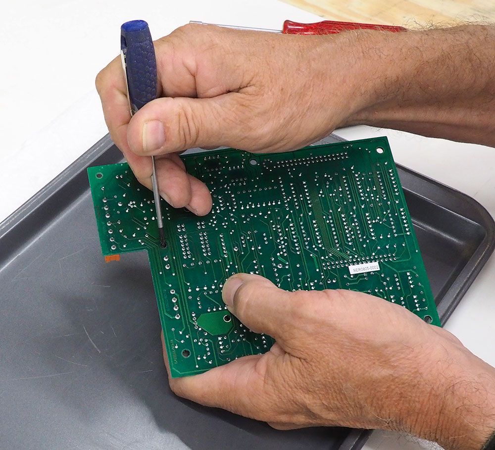Harvesting Electronic Components : 9 Steps (with Pictures) - Instructables