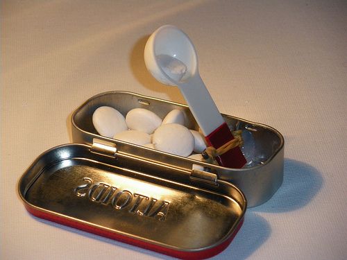 Pocket Sized Minty Catapult