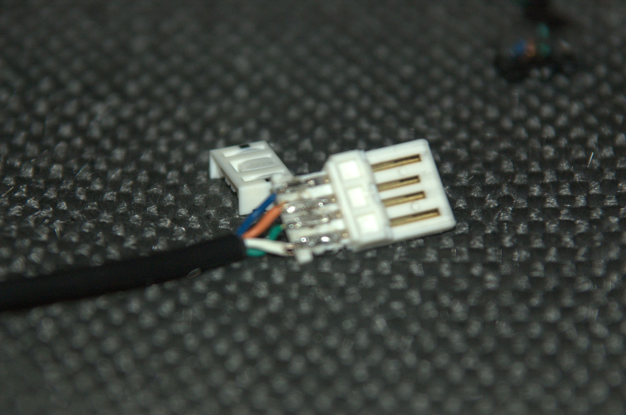 How to Repair a Moulded USB Plug 4 Steps Instructables