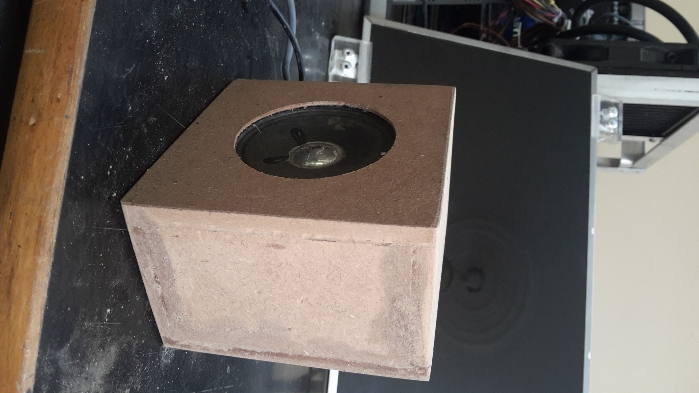 Rhino Speaker 4 Steps Instructables
