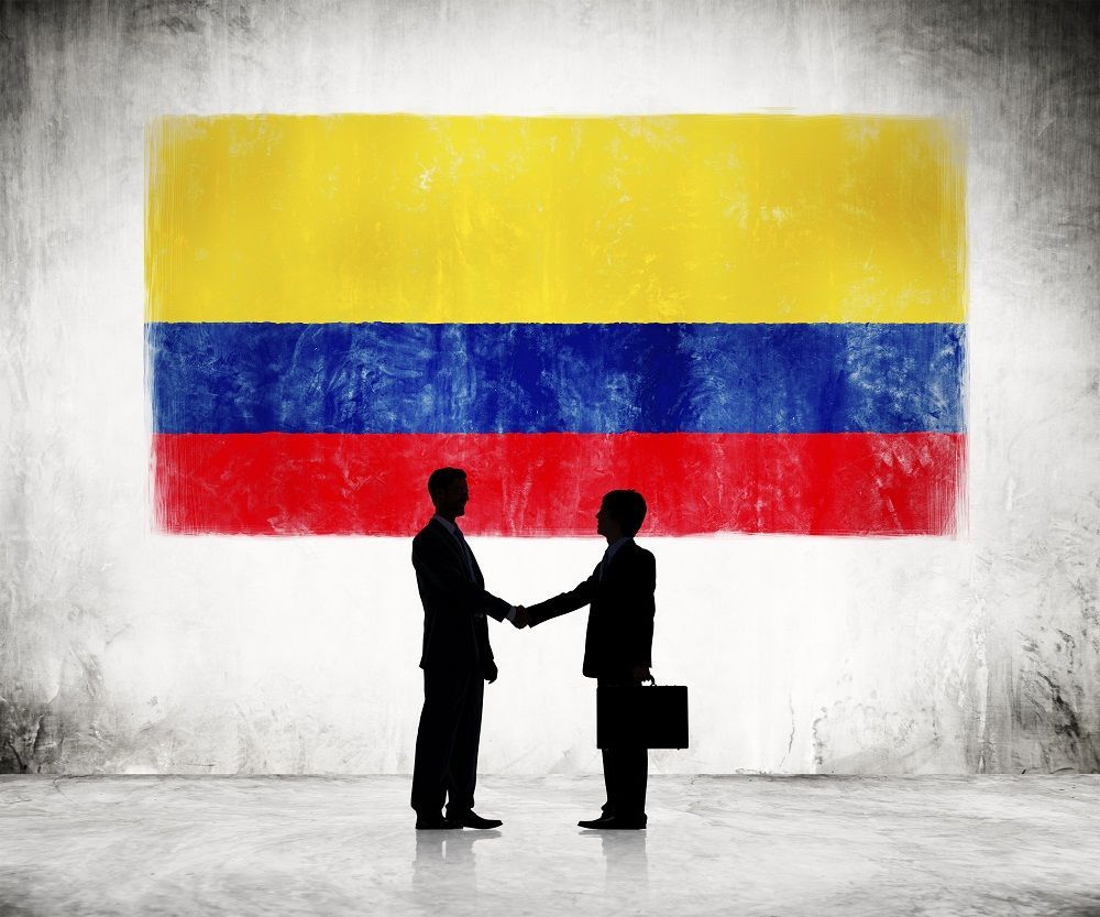 How to Show Respect in Colombia