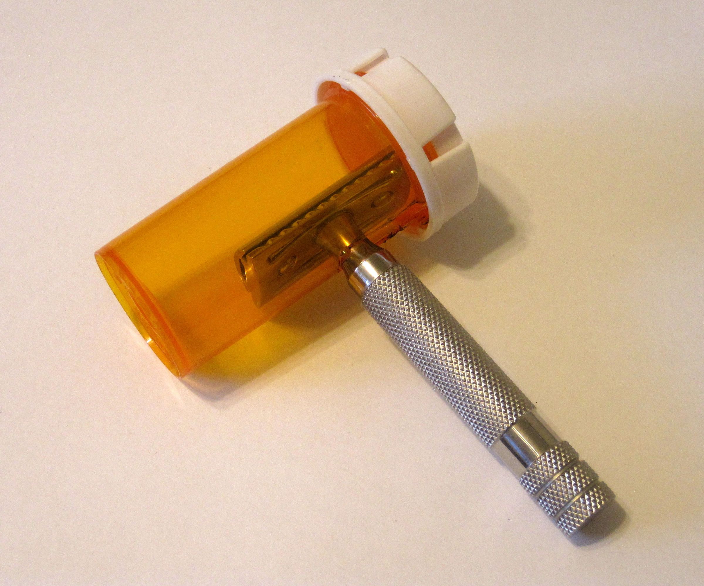 Child Resistant Safety Razor Case