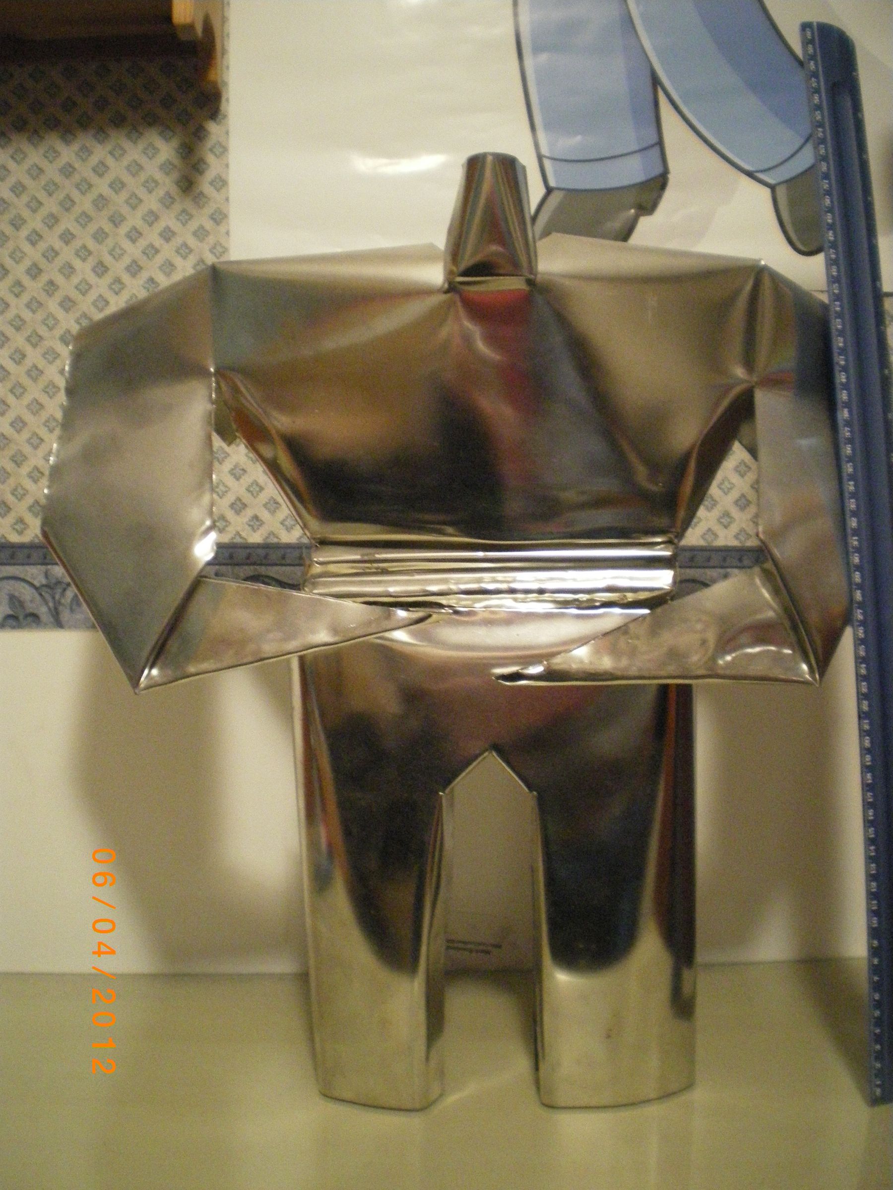 The Metal Origami Man (MOM)