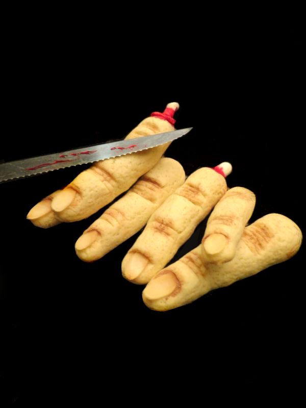 Realistic Hallowe'en Severed Finger Cookies
