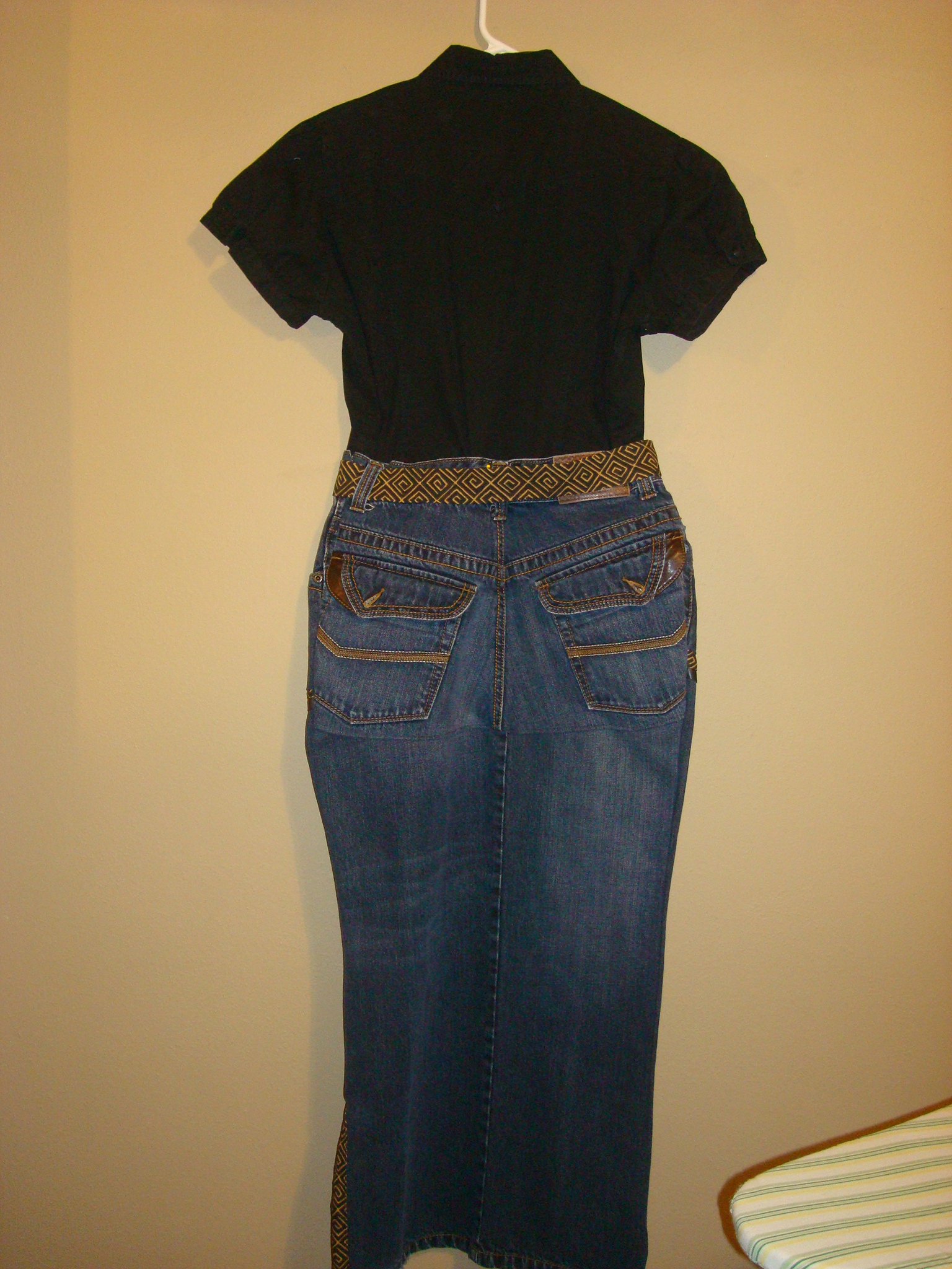 Easy Pencil Skirt With Inner Tube Trim