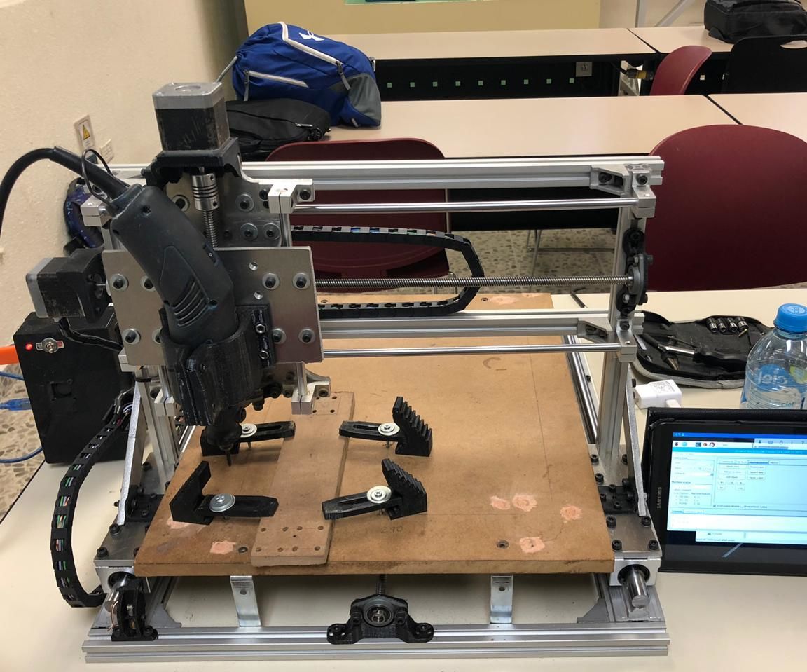 Creación Diseño E Implementación De Fresadora CNC