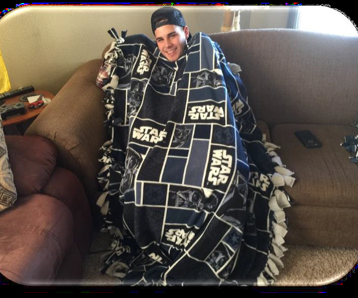 How to Create a No-Sew Blanket