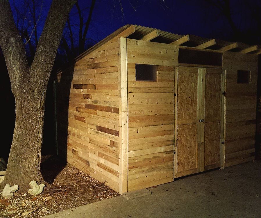 Build A Shed From Pallets