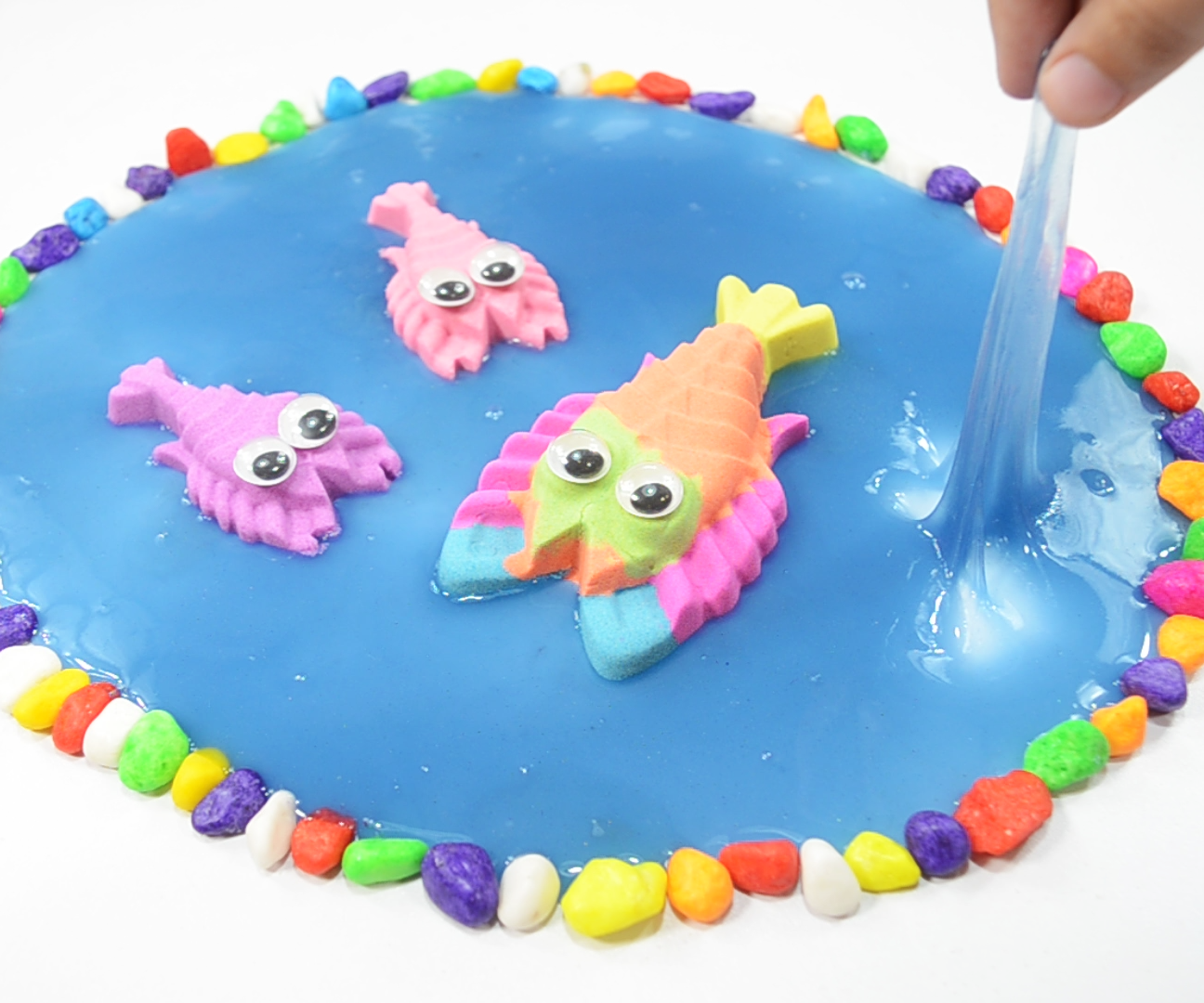 How to Make Kinetic Sand Crab Pond With Slime | Learn Colors for Kids