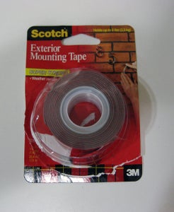 Put the Plastic Box With Potentiometer on Araldite...