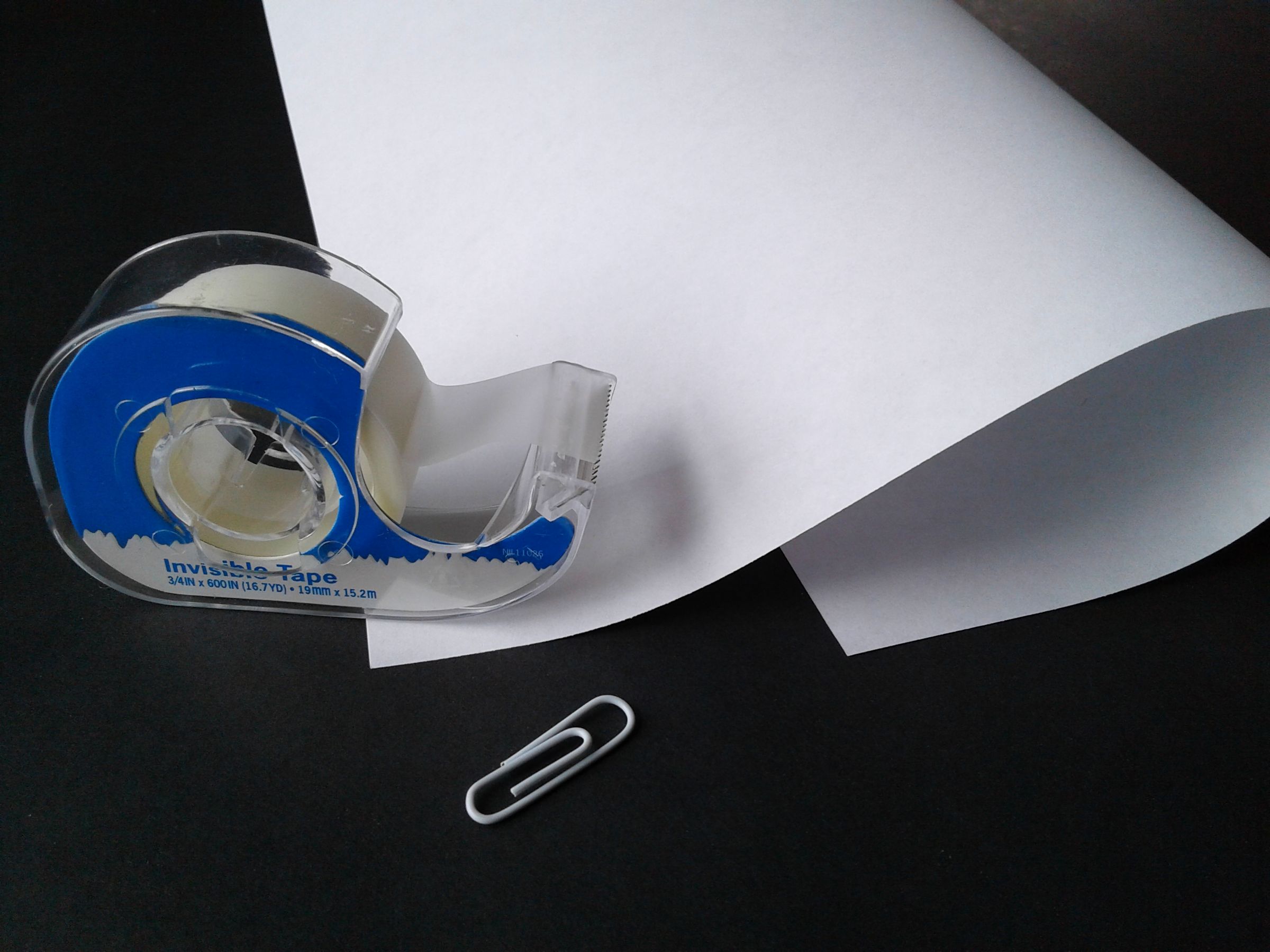how to cut a bow tie out of paper