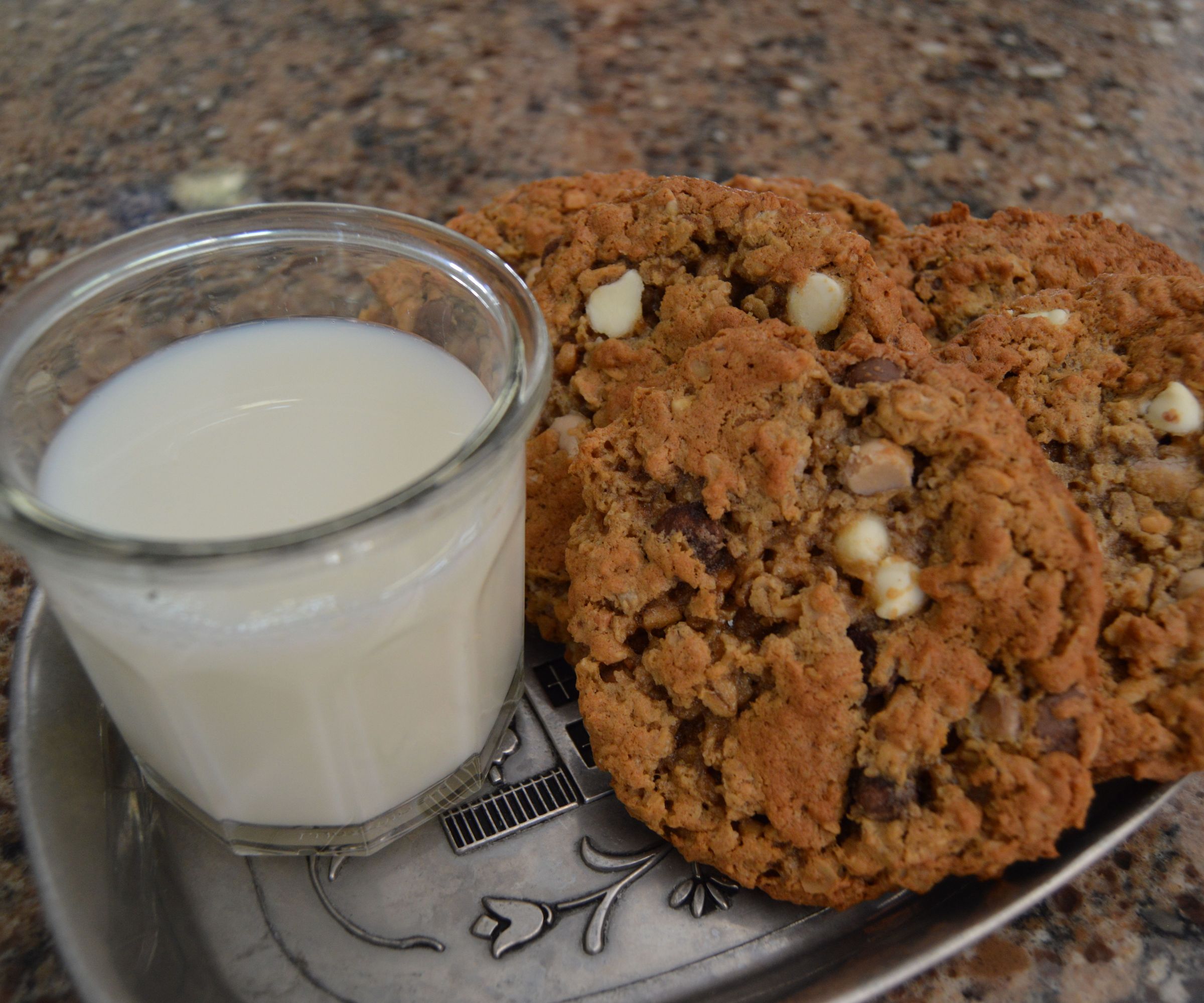 Monster Cookies