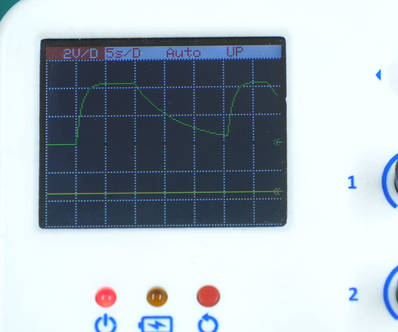 Understanding and Visualizing RC Circuit on Evive's Oscillioscope