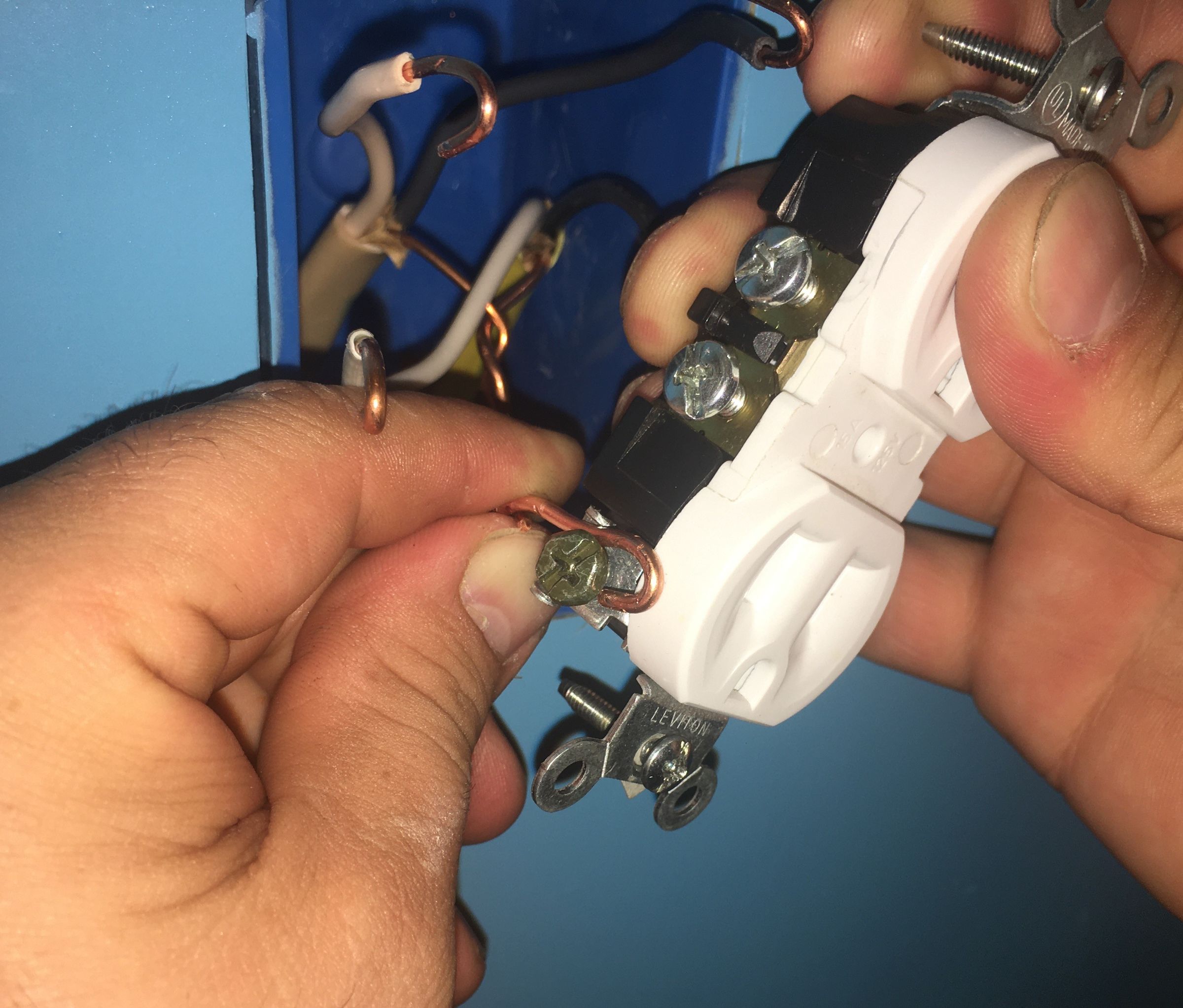 Replacing Outlets 13 Steps (with Pictures) Instructables