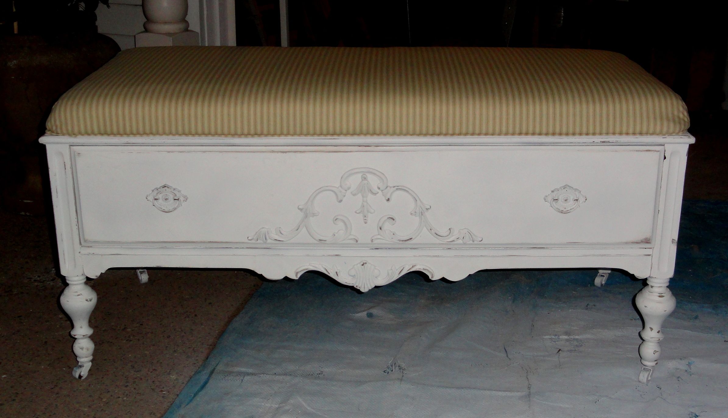 A Former Dresser!