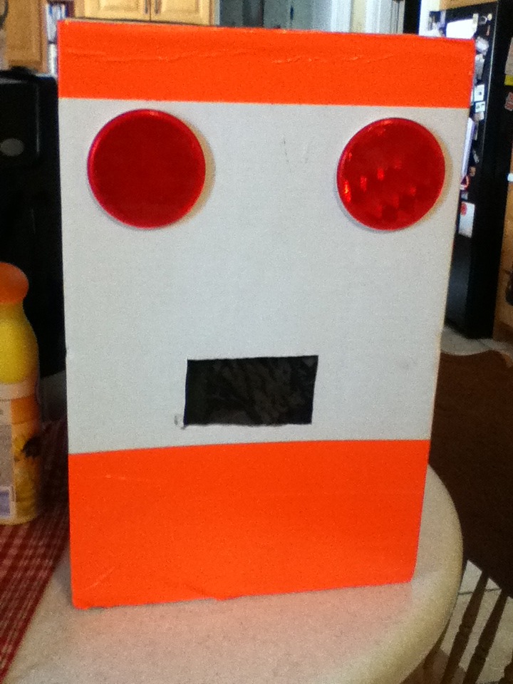 Cardboard Robot Head