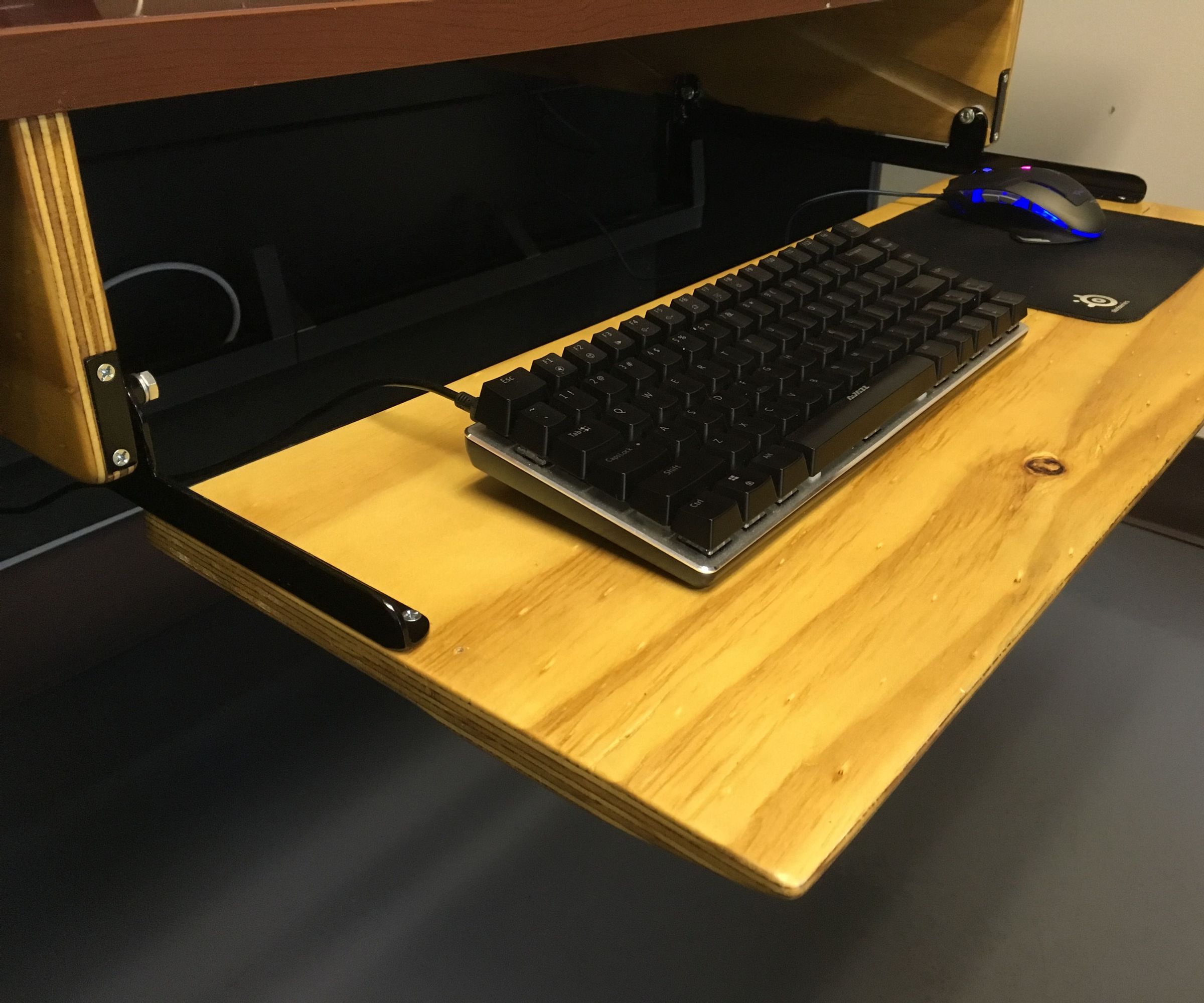 Linear-Cam Driven Keyboard Drawer