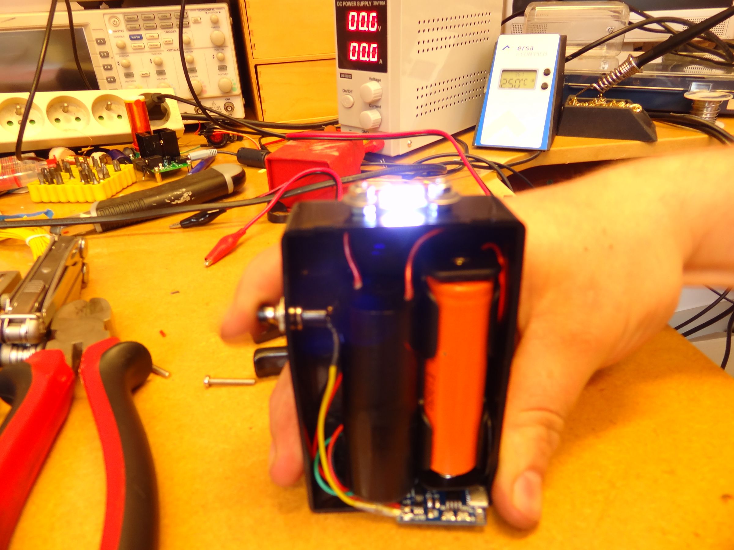 High Voltage Pulse Generator for 8 (stungun) 7 Steps (with Pictures