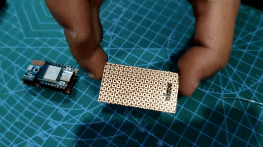 CIRCUIT ASSEMBLY: SSD1306 Screen