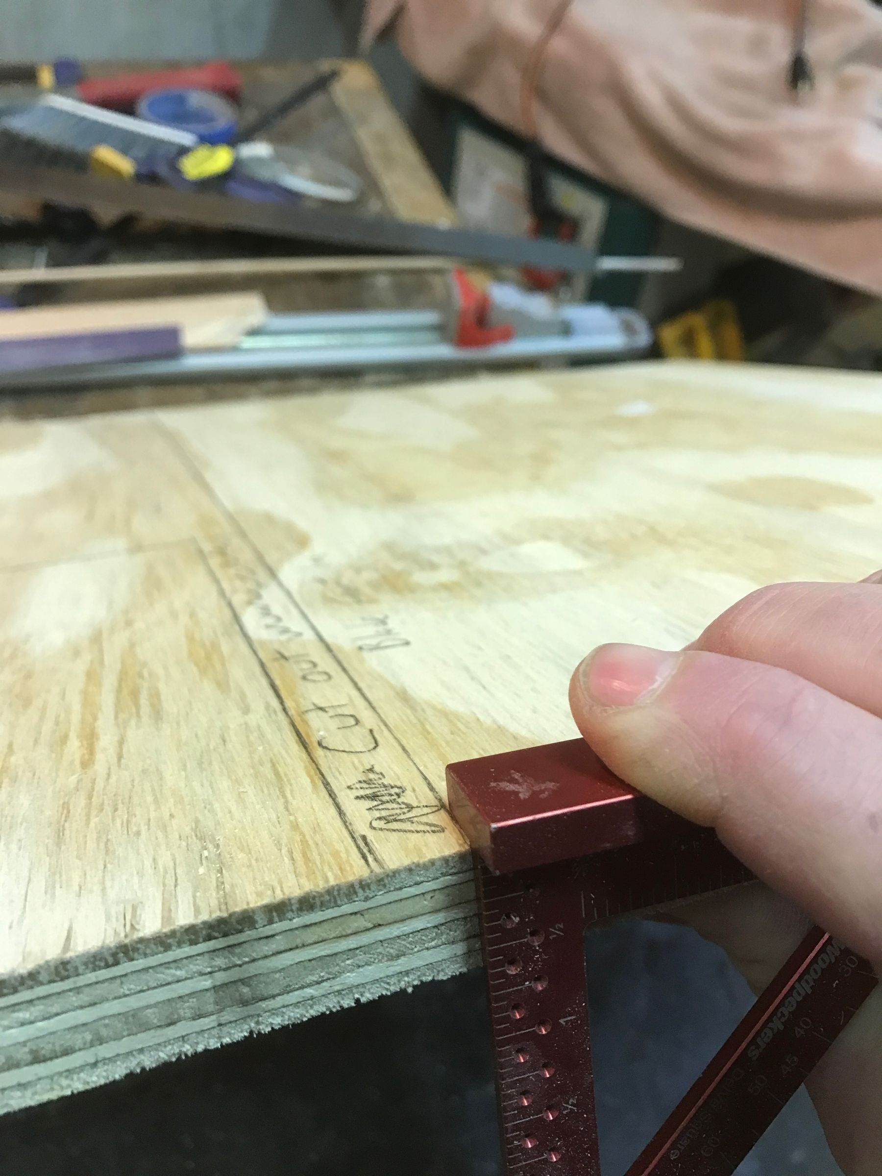 The Easiest and Cheapest Band Saw Circle Jig! 7 Steps (with Pictures