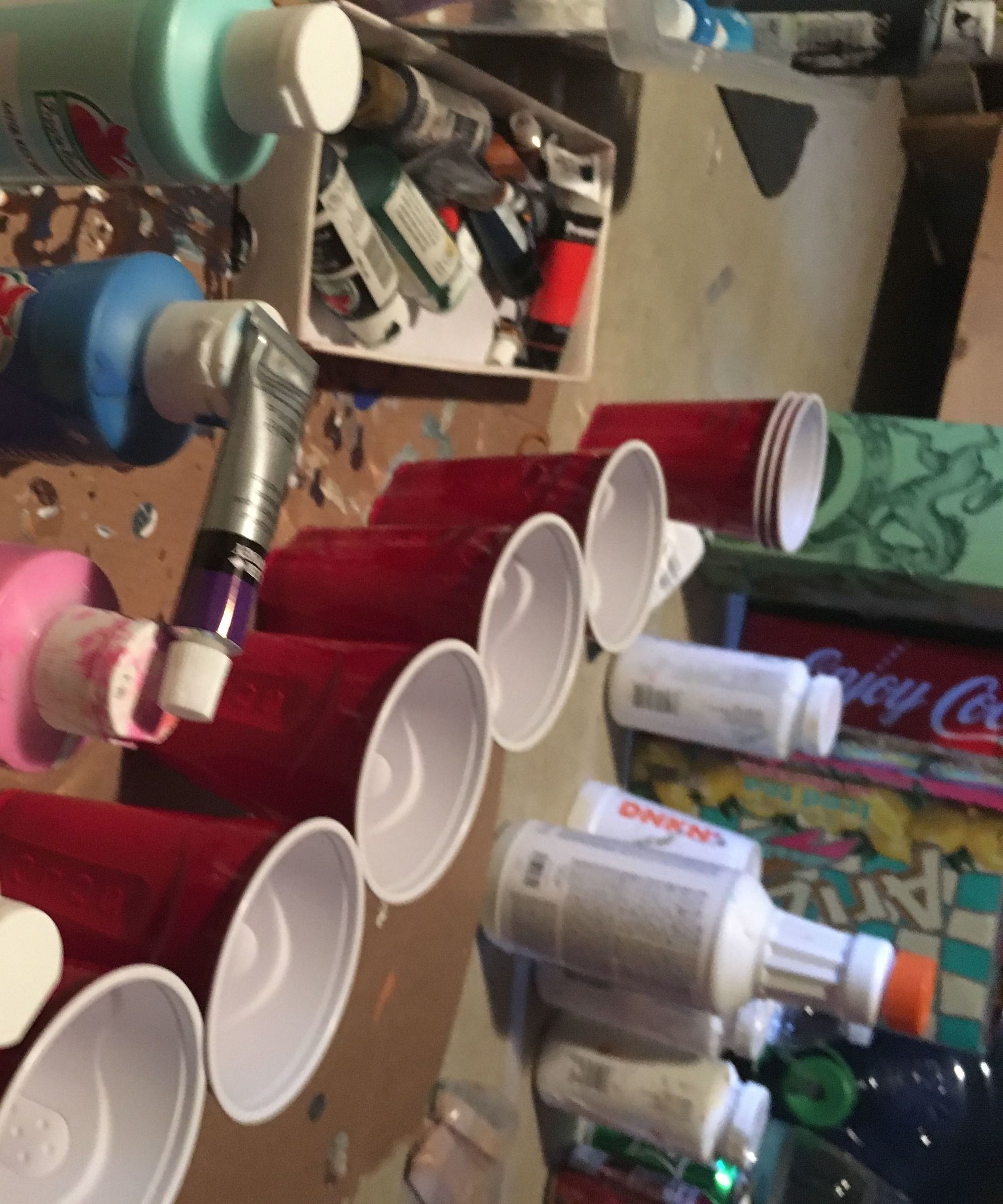 Pour Paint