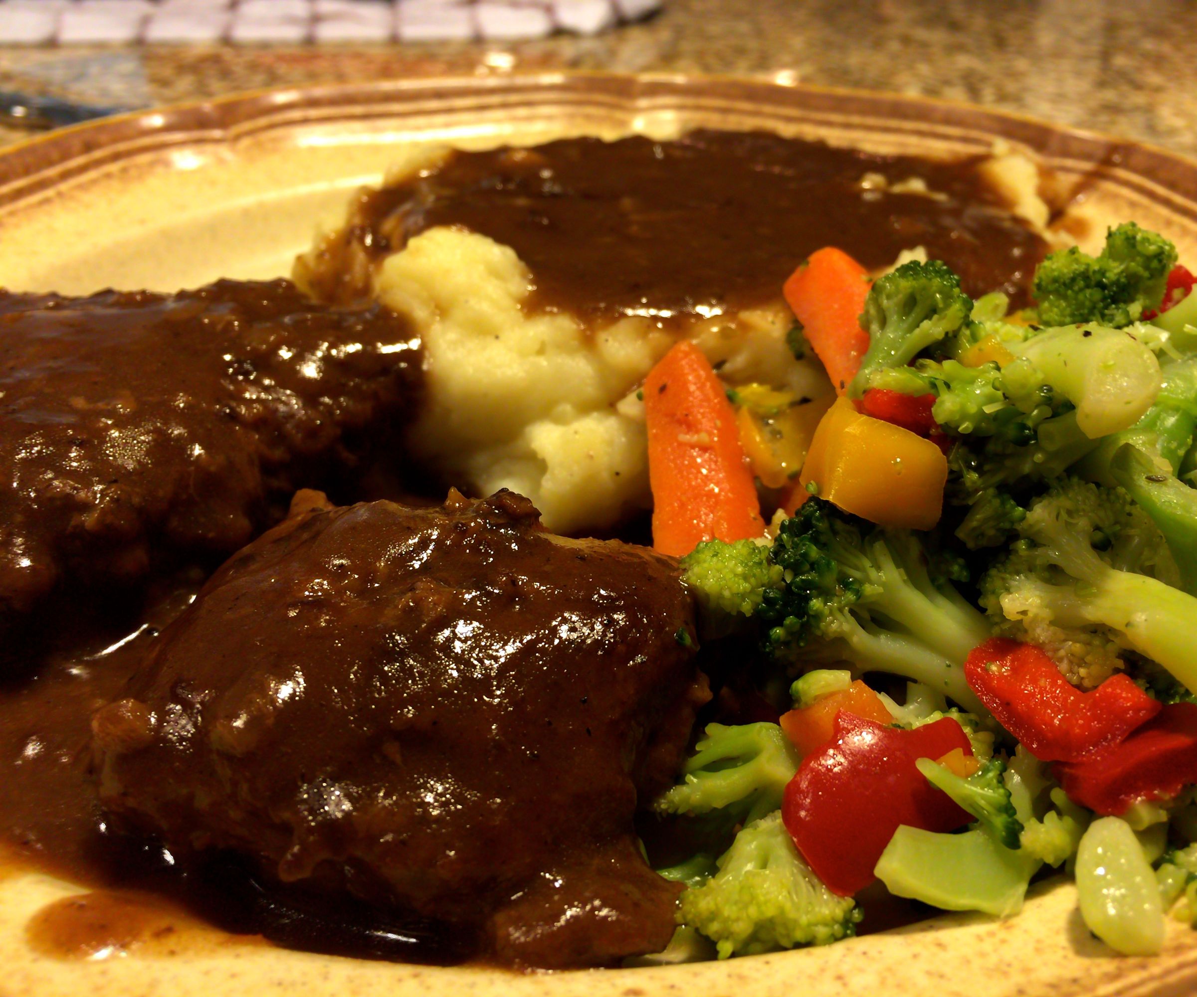 Cube Steak and Onion Gravy 