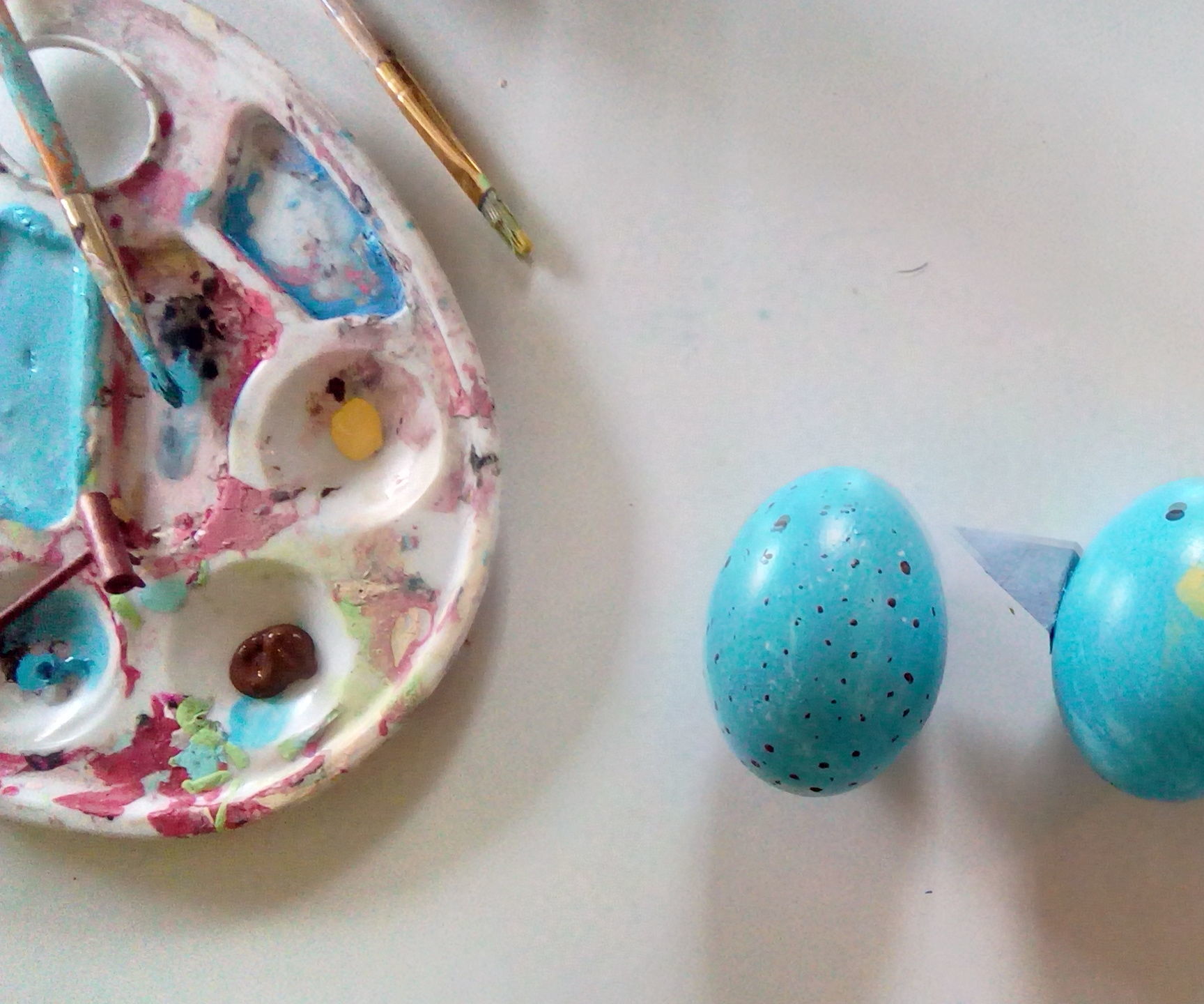 How to Make Blown Easter Eggs