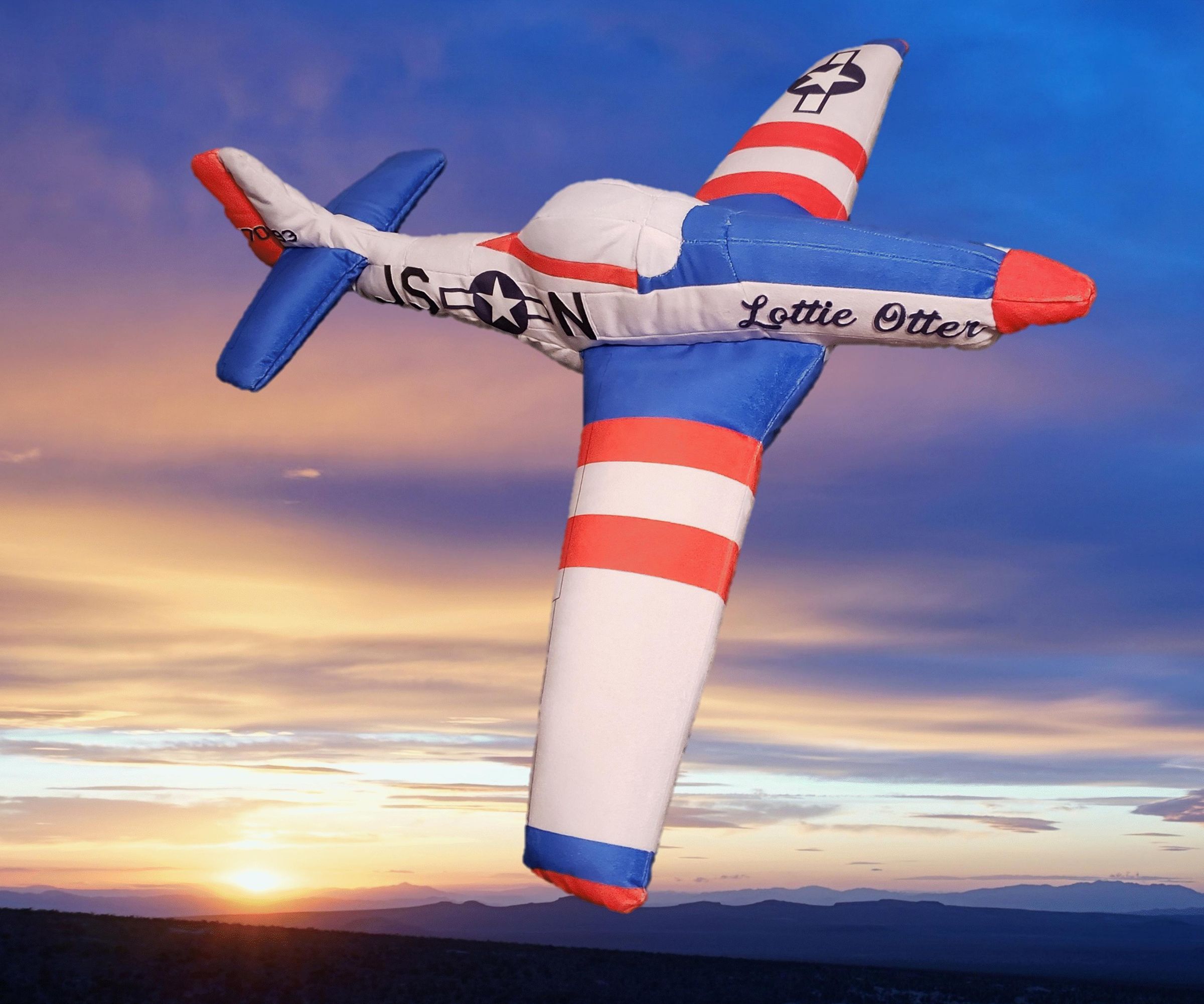 Plush P51-D Mustang: a Plane That Loves You Back