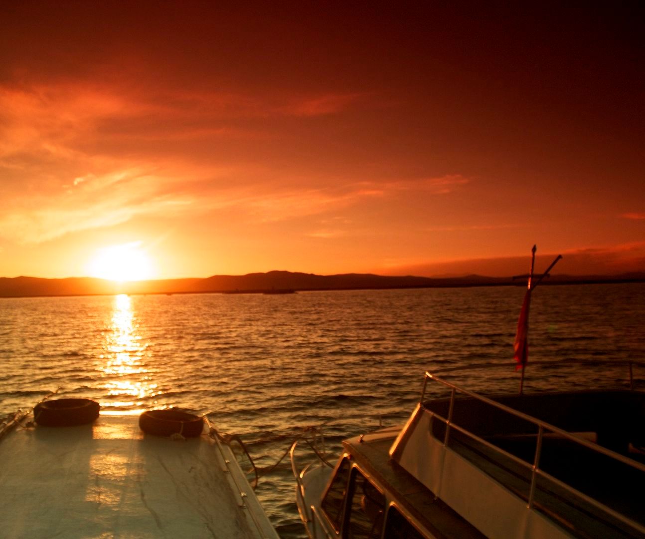 Photo Filter Techniques Using Sunglasses