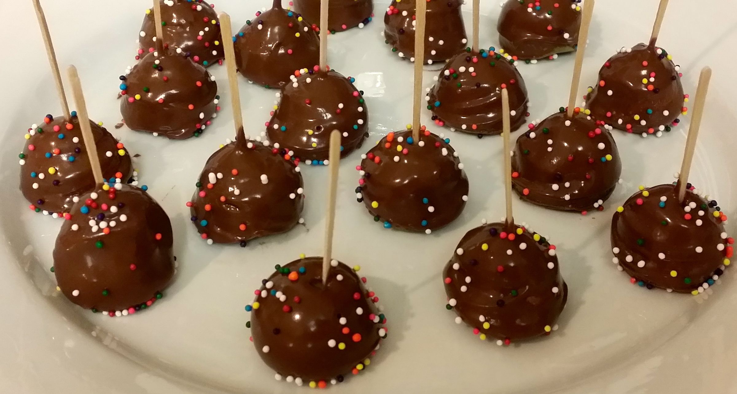 Chocolate Covered Apple Bites