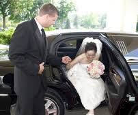 Get Online Quotes to Avail the Best Limo Hire Services