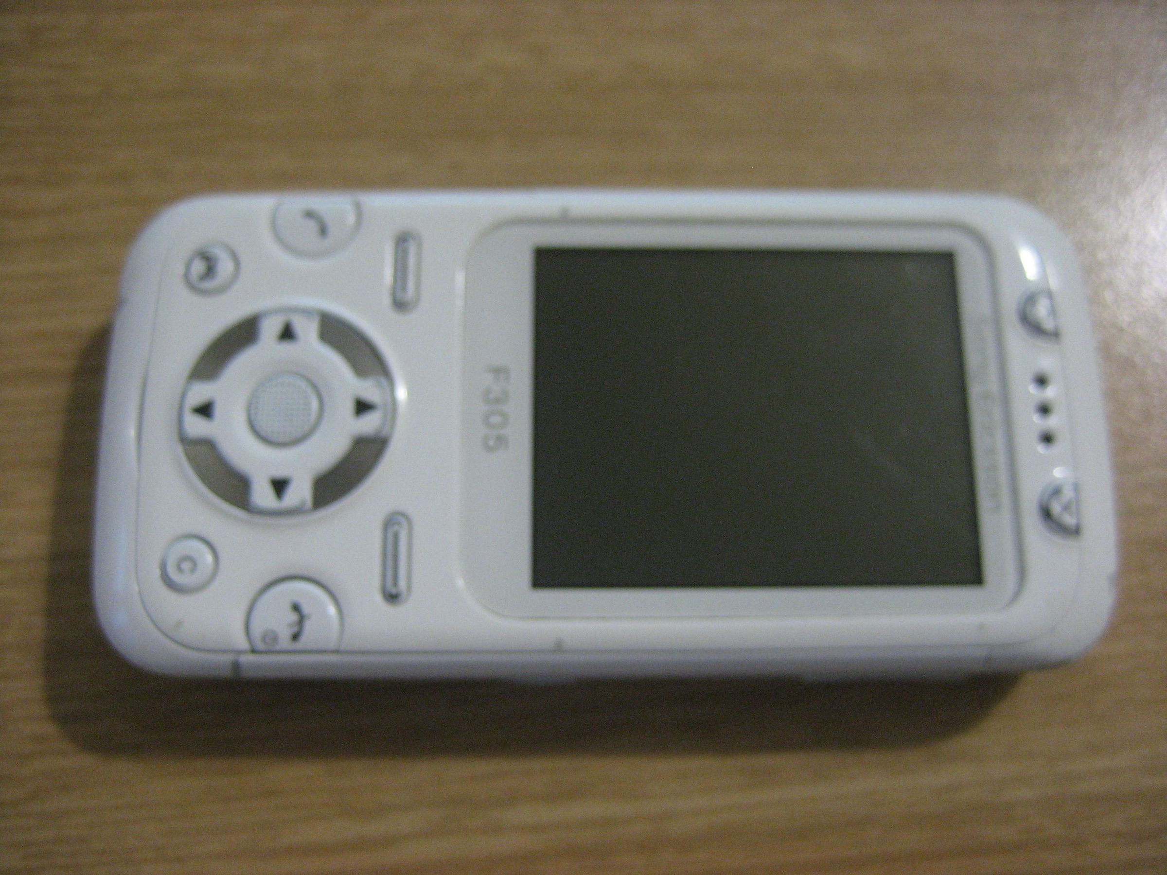 How to Replace Sony F305 Flex Cable - and Where to Source New Screws