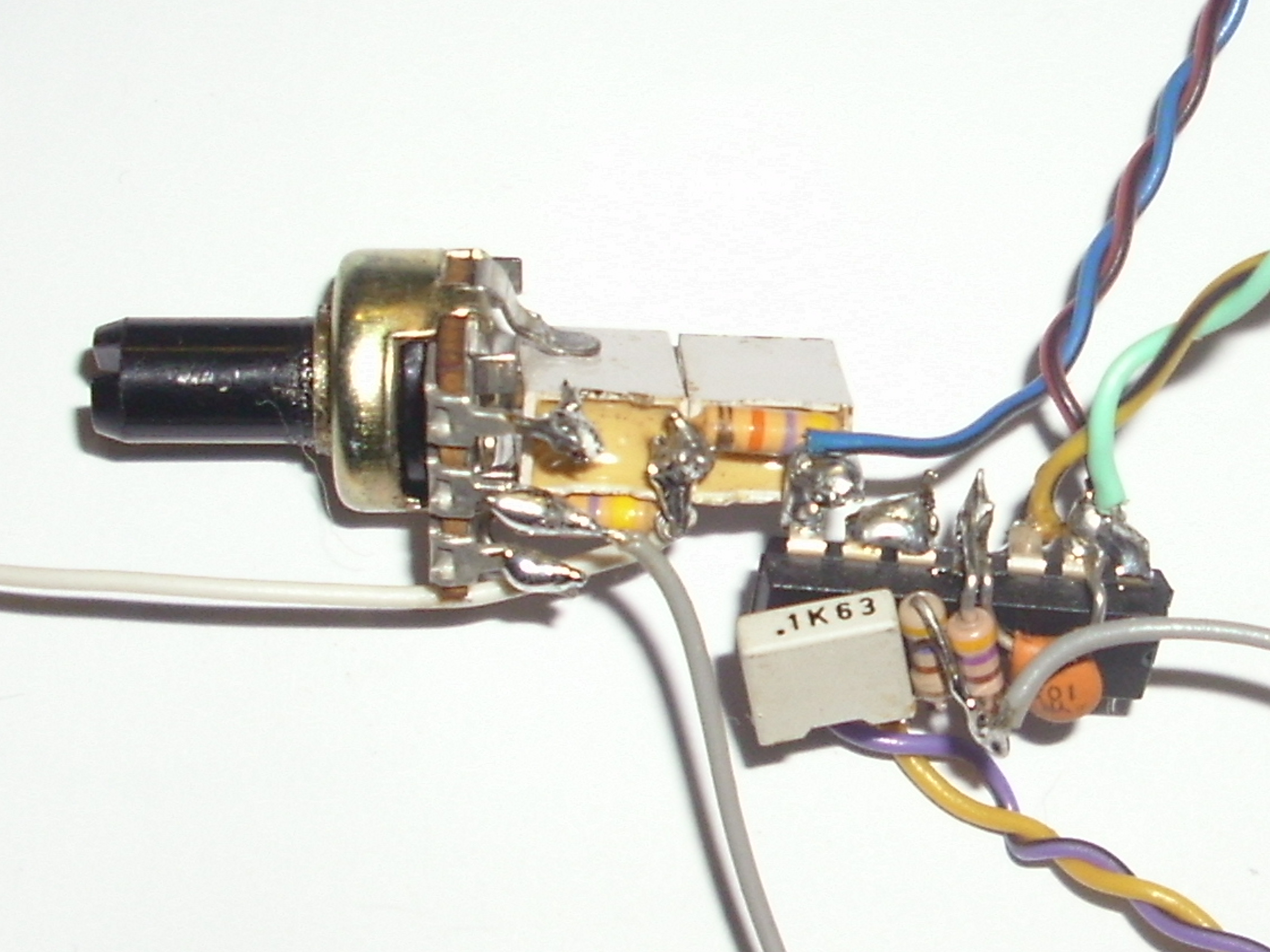 Electronic Noise Machine