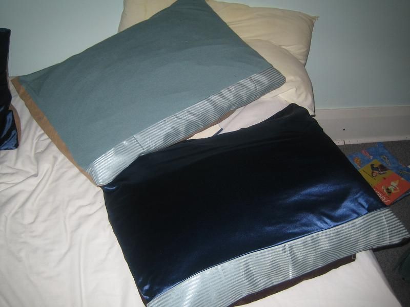 Pillow Cases With Envelope Back