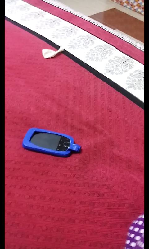Making a Phone Cover With a Balloon