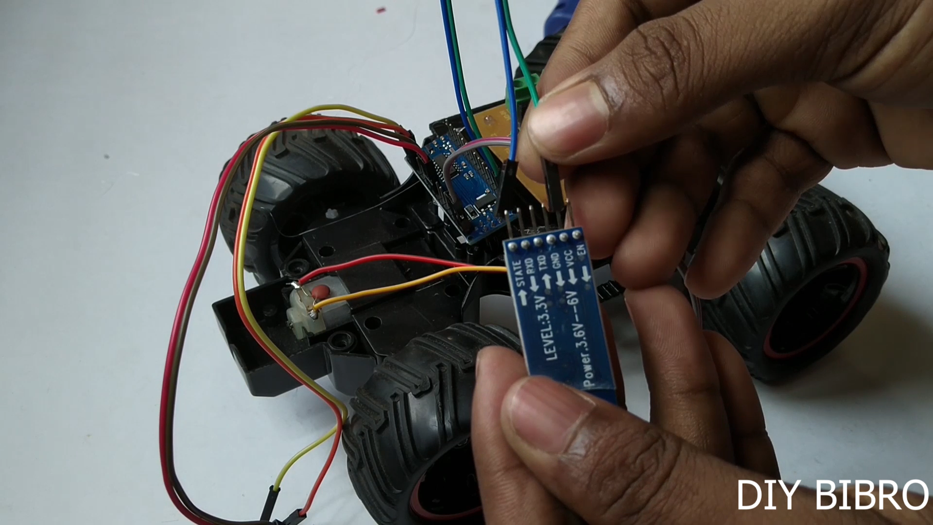 DIY ARDUINO BLUETOOTH CONTROLLED CAR :) : 7 Steps (with Pictures ...