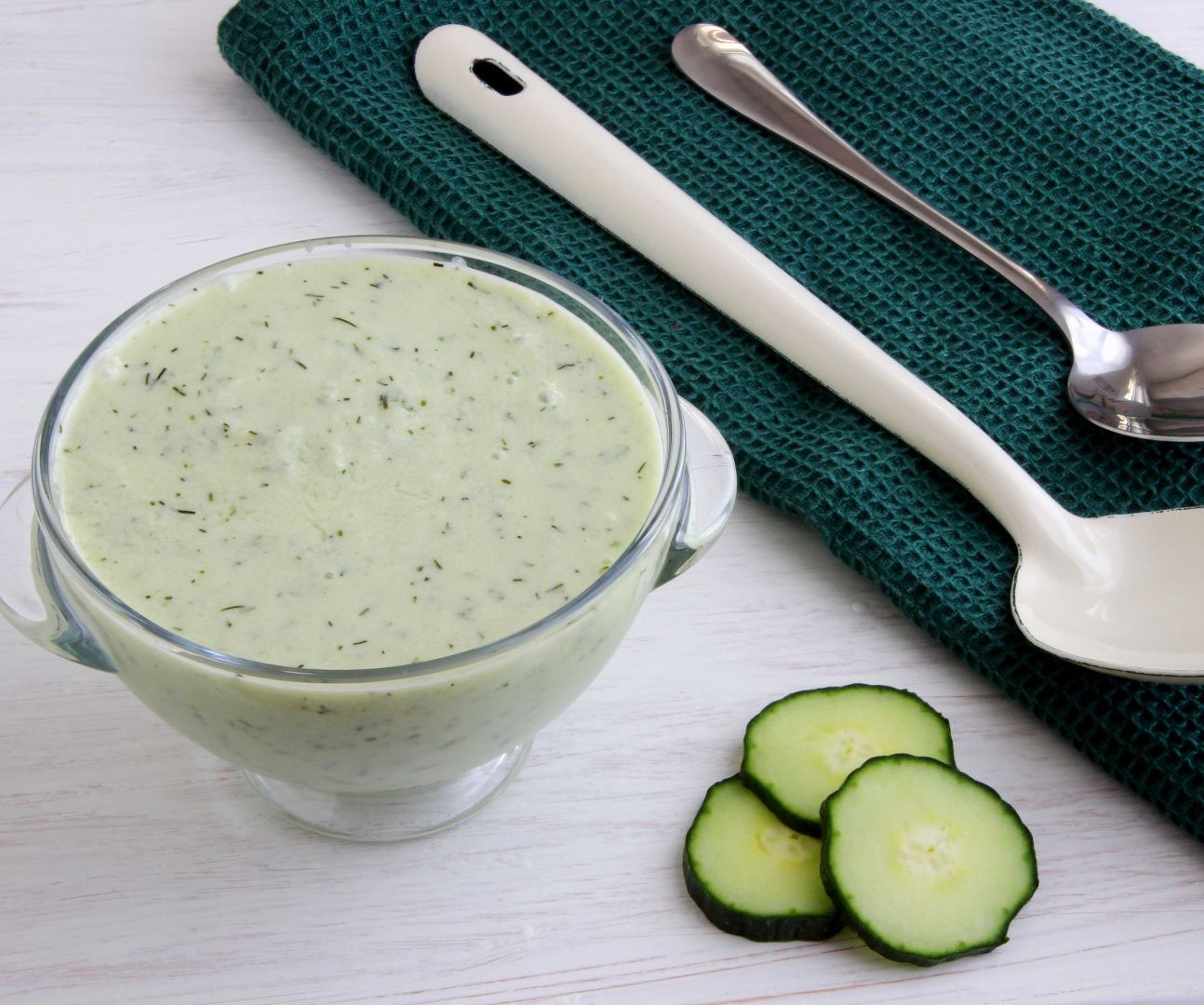 Refreshing Chilled Cucumber & Yogurt Soup Recipe