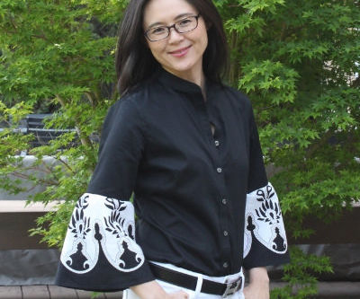 How to Refashion a Shirt With Statement Sleeves