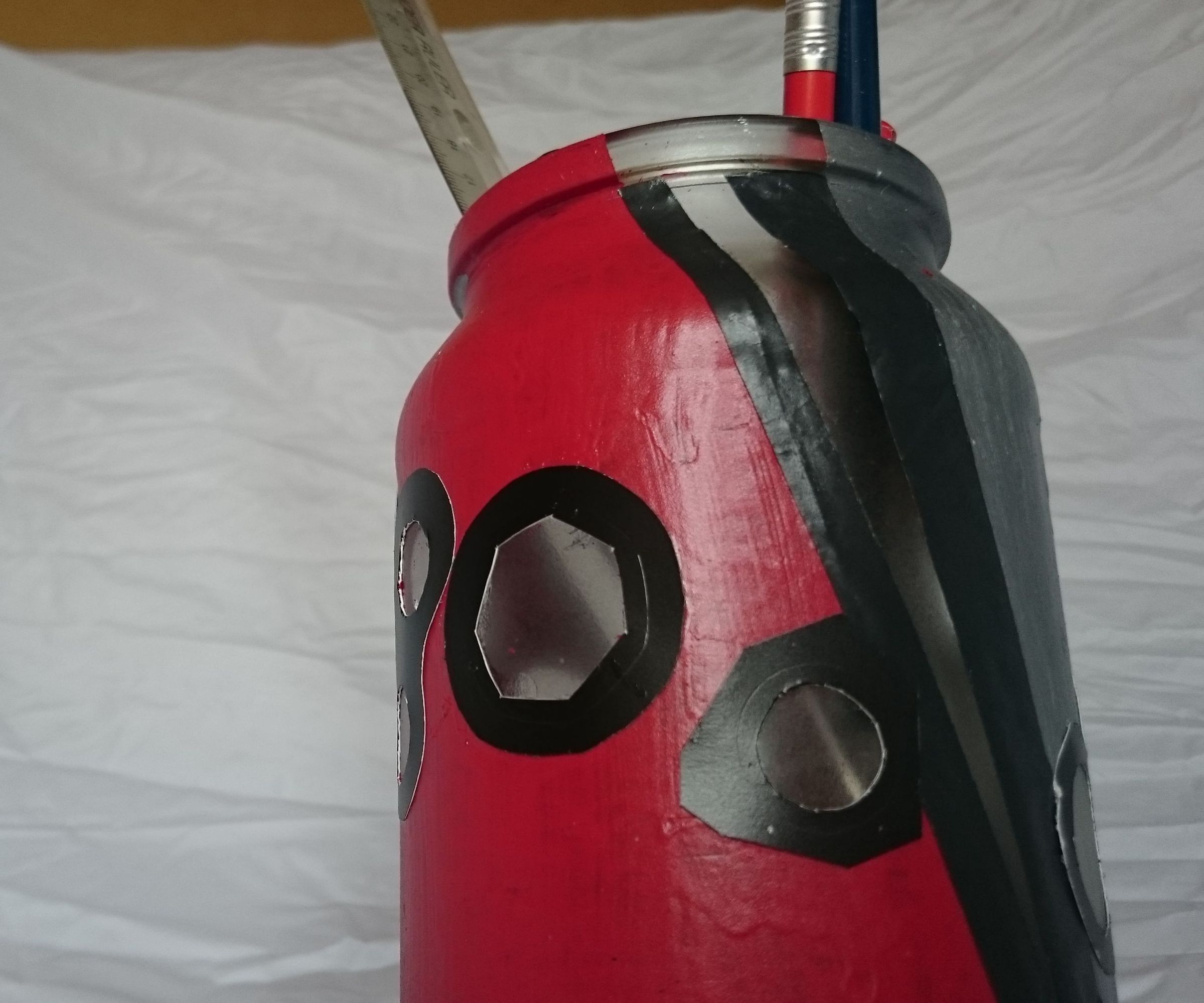 Old Jar to Pencil Holder