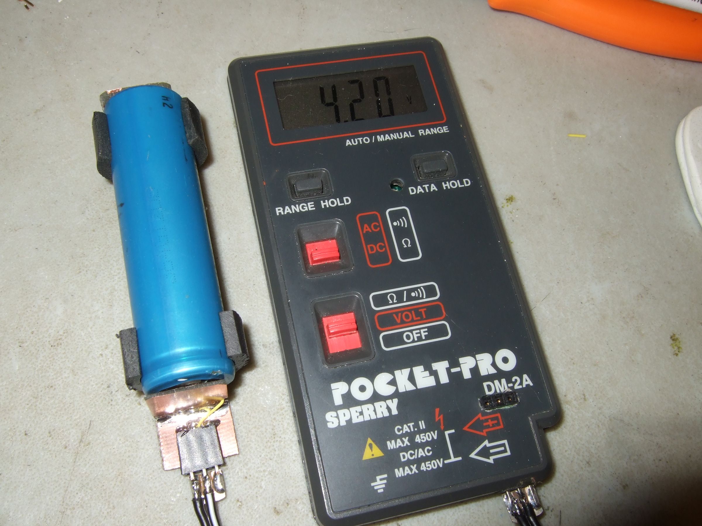 Super Overcomplicated, Overengineered Battery Holder...