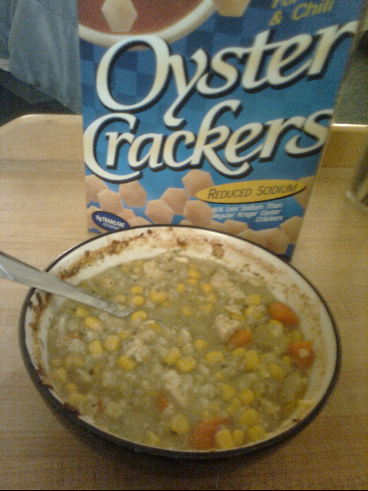 Crackers on Soup Without Mess
