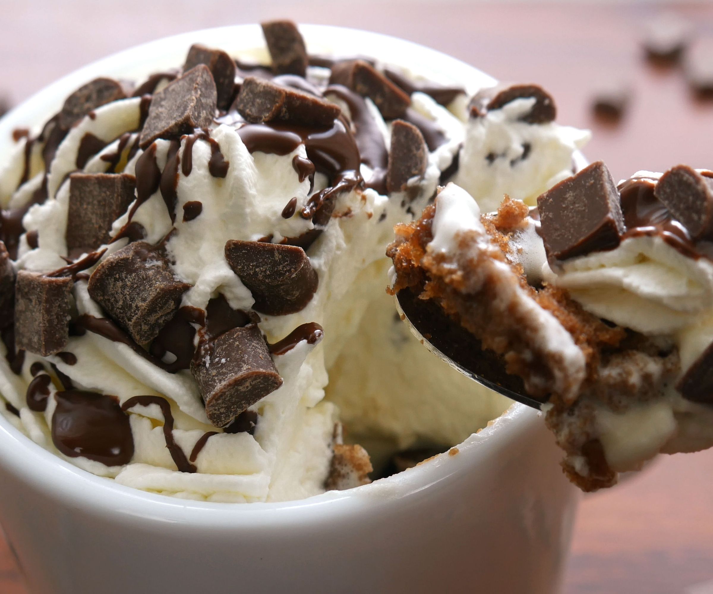 CHOCOLATE CHIP FRAPPUCCINO (COFFEE) MUG CAKE