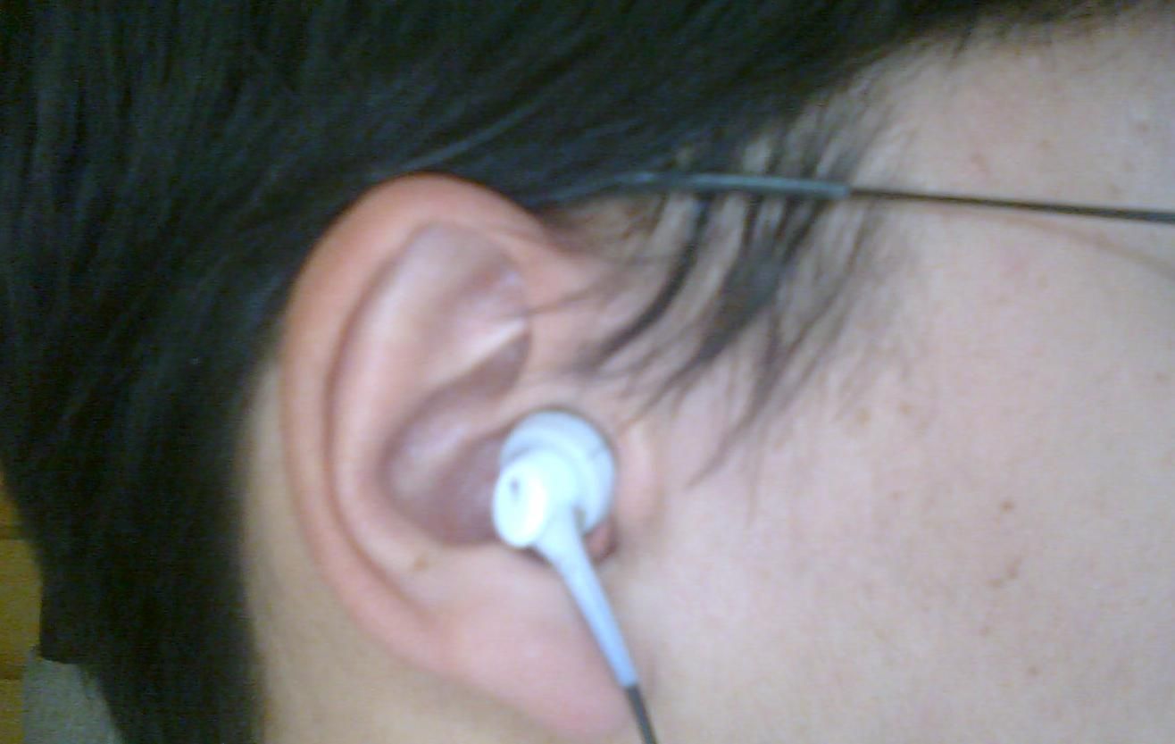 Custom Molded Silicone in Ear Noise Isolating Earbuds