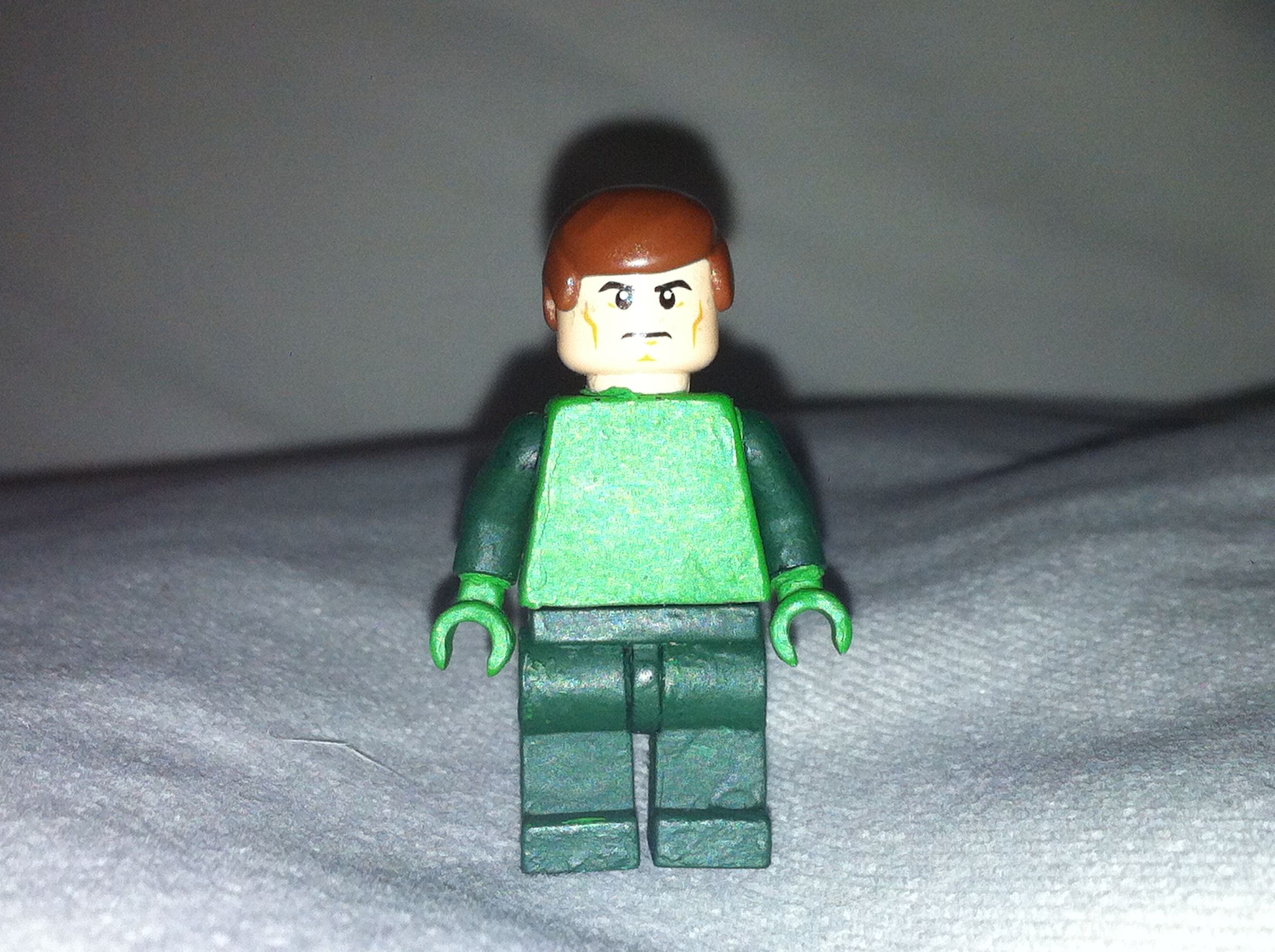 How to make a PAINTED Green Lantern Minifigure