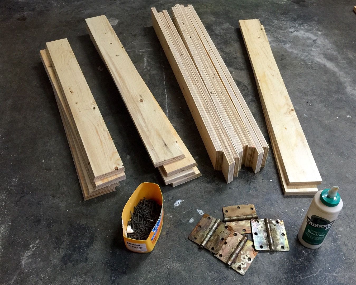 Folding Plywood Sawhorses : 5 Steps (with Pictures) - Instructables