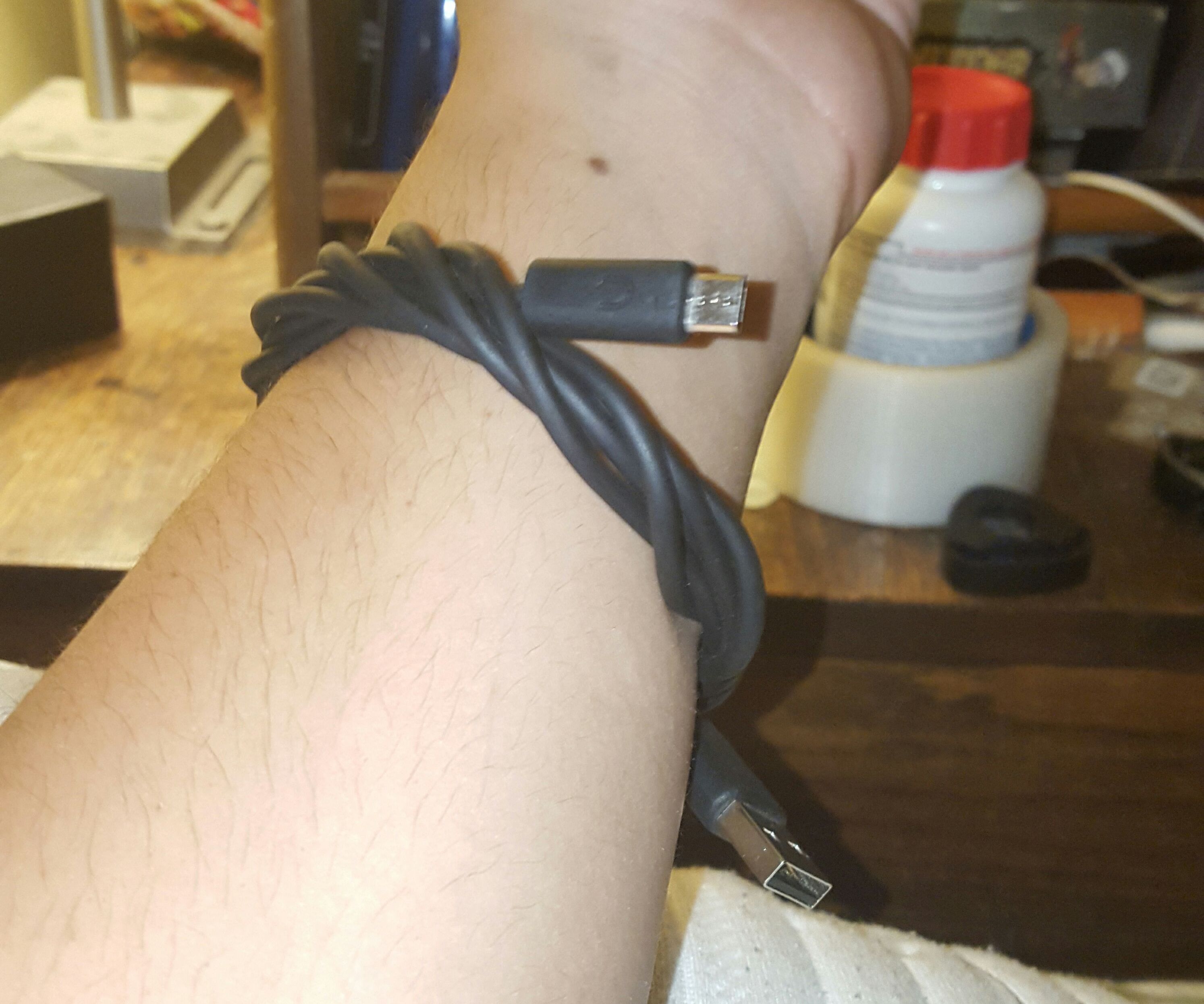 Phone-charger Bracelet 