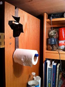 Tissue Mount (Dorm Life)