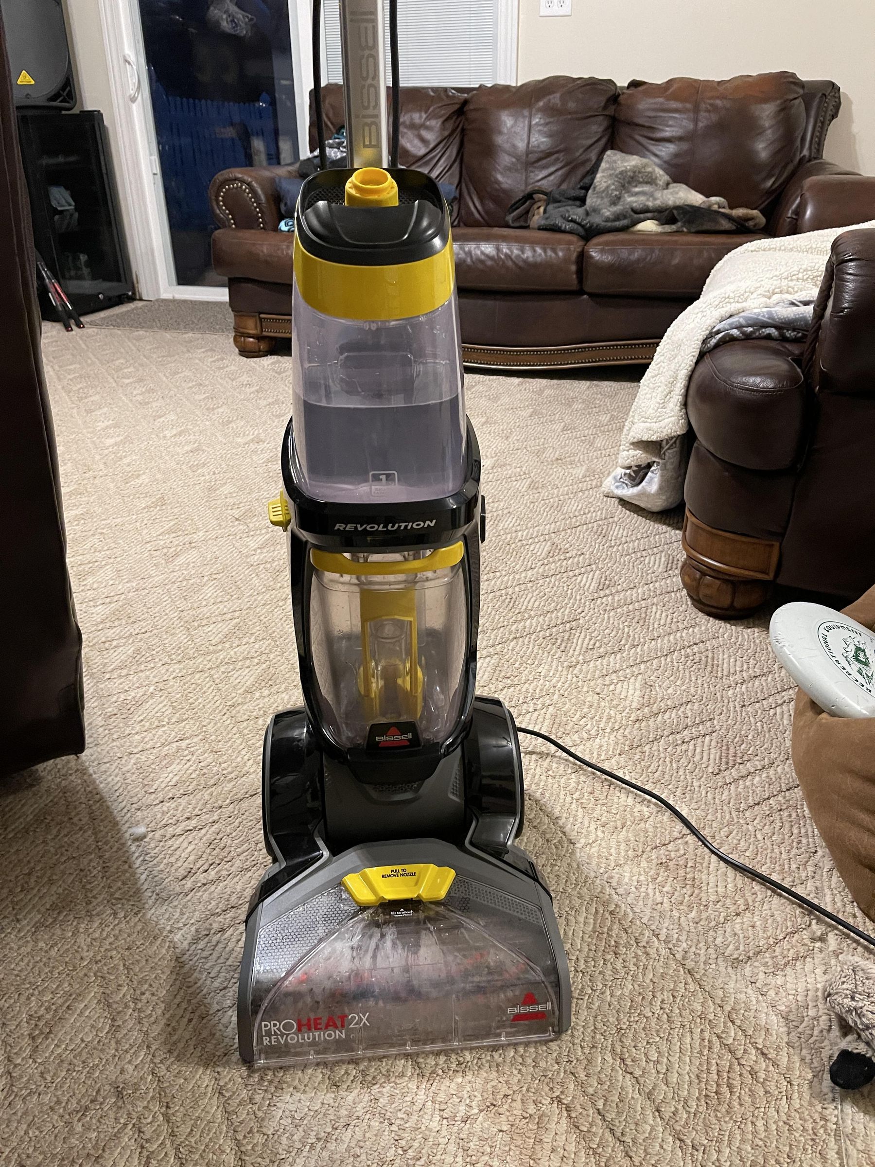Bissel ProHeat 2X Revolution Not Spraying! I've Found the Problem! 8