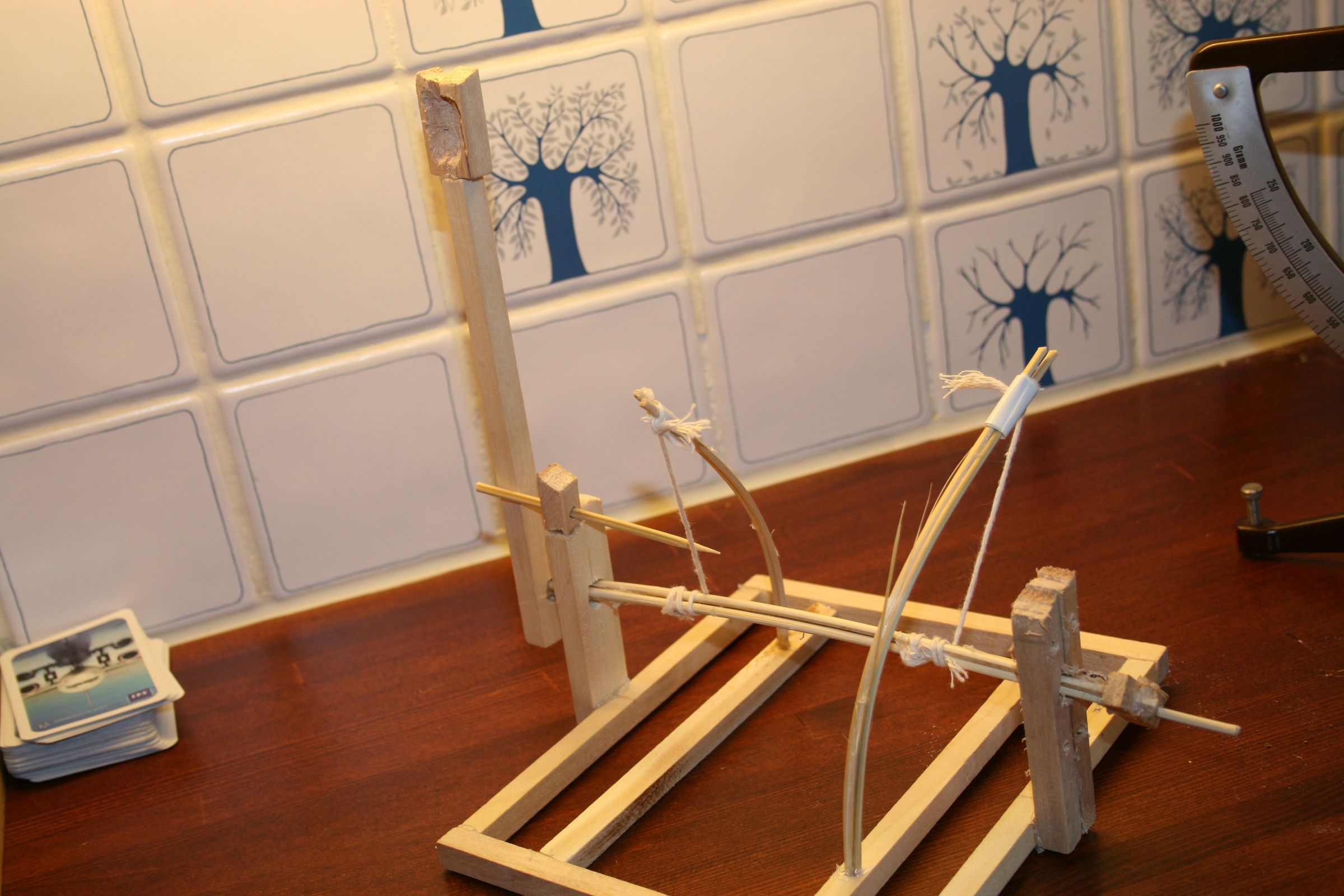 How to Make a Mini Da Vinci Catapult